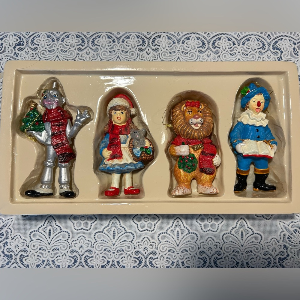S/4 Vintage Wizard of Oz Christmas Ornaments